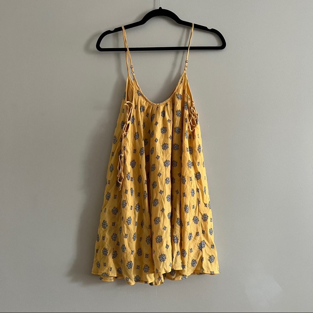 Urban Outfitters Yellow Sundress - Picture 5 of 6